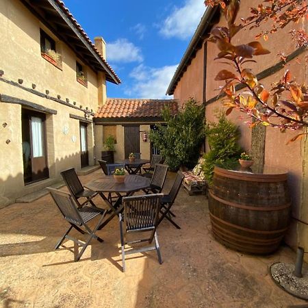 Casa Rural Dos Reales San Cristobal de Boedo ภายนอก รูปภาพ