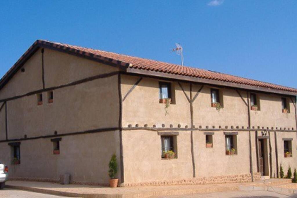 Casa Rural Dos Reales San Cristobal de Boedo ภายนอก รูปภาพ