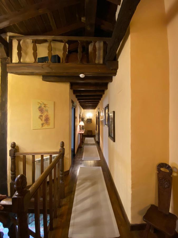Casa Rural Dos Reales San Cristobal de Boedo ภายนอก รูปภาพ